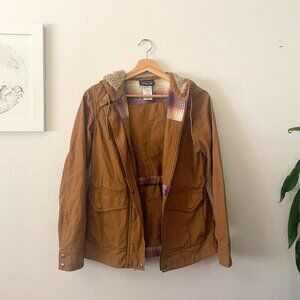 PATAGONIA W's Prairie Dawn 100% Cotton Canvas Jacket in Bear Brown | Size XS